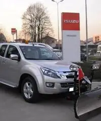 ISUZU D-Max 2.5 Space Cab Solar 4WD  LAMA NEVE - 2