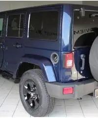 JEEP Wrangler Unlimited 2.8 CRD A/T Sahara - 4