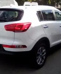 KIA Sportage 1.7 CRDI VGT 2WD high tech - 3