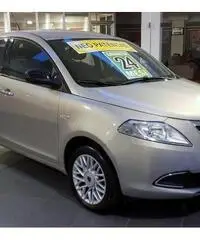 LANCIA Ypsilon 1.2 69 CV 5 porte Gold - 2