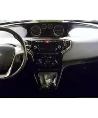 LANCIA Ypsilon 1.2 69 CV 5 porte Gold - 9
