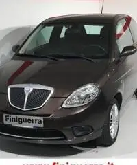 LANCIA Ypsilon 1.3 MJT 75 CV Argento