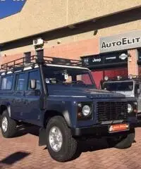 LAND ROVER Defender 110 2.4 TD4 Station Wagon E - 2