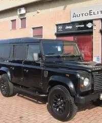 LAND ROVER Defender 110 2.4 TD4 Station Wagon S