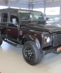 LAND ROVER Defender 110 2.4 TD4 Station Wagon S - 4