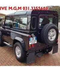 LAND ROVER Defender 90 2.4 TD4 Station Wagon SE - 8