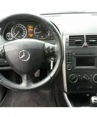 MERCEDES-BENZ A 160 Avantgarde - 5