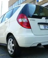 Mercedes-Benz A 160 A 160 CDI CAMBIO AUTOMATICO - 6