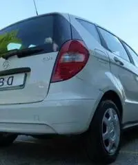 Mercedes-Benz A 160 A 160 CDI CAMBIO AUTOMATICO - 8