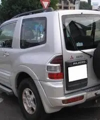 MITSUBISHI Pajero 3.2 16V DI-D 3p. GLX - 7