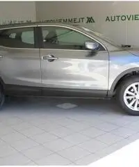 NISSAN Qashqai 1.5 dCi N-Connecta Navi Safety - 2