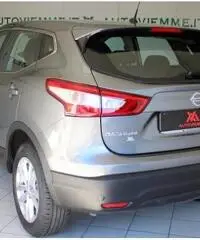 NISSAN Qashqai 1.5 dCi N-Connecta Navi Safety - 3