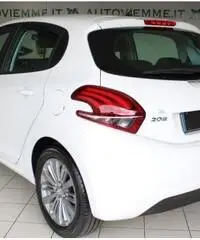 PEUGEOT 208 PureTech 82 5 porte Active - 4