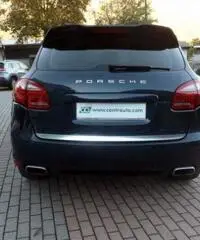 PORSCHE Cayenne 3.0 Diesel - 4