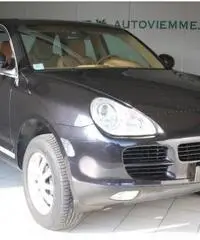 PORSCHE Cayenne 3.2 V6 A/T