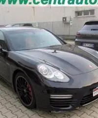 PORSCHE Panamera 4.8 Turbo