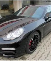 PORSCHE Panamera 4.8 Turbo - 3