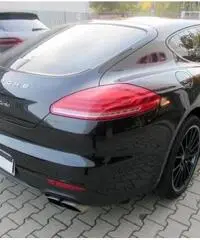 PORSCHE Panamera 4.8 Turbo - 6