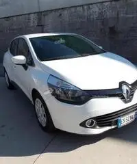 Renault Clio 1.2 75CV 5 porte Live X NEOPATENTATI - 6