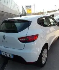 Renault Clio 1.2 75CV 5 porte Live X NEOPATENTATI - 8