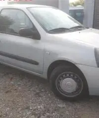 RENAULT Clio 1.5 dCi 65CV cat 3 porte Access Van cambializato - 3