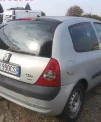 RENAULT Clio 1.5 dCi 65CV cat 3 porte Access Van cambializato - 4