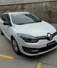 Renault Megane 1.5 dCi 110CV SporTour Limited - 4