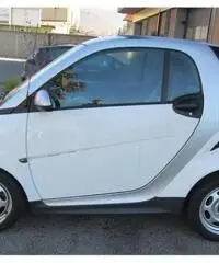 smart forTwo 1000 61Cv.  MHD COUPE' PURE AUTOMATICA - 2