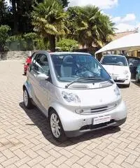 smart fortwo fortwo 700 cabrio passion (45 kW)