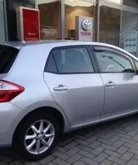 TOYOTA Auris 1.6 5 porte Sol - 3