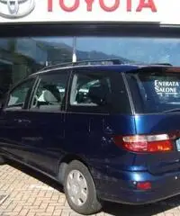 TOYOTA Previa 2.0 Tdi D-4D - 4