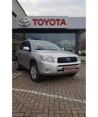 TOYOTA RAV 4 RAV4 2.2 D-4D 136 CV DPF Sol