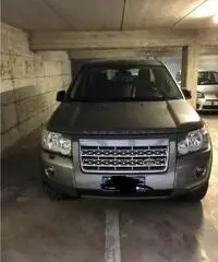 Vendo land rover freelander 2 - 9