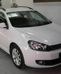 VOLKSWAGEN Golf Variant 1.6 TDI DPF Comfortline - 3