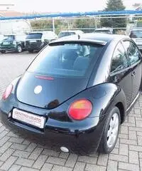 Volkswagen New Beetle 1.9 TDI 101CV - 3