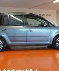 VOLKSWAGEN Touran 1.9 TDI 105CV Conceptline 7 POSTI KM CERTIFICATI - 4