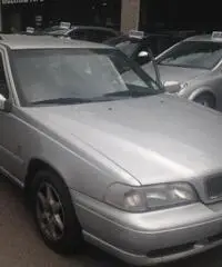 VOLVO V70 2.5 TDI