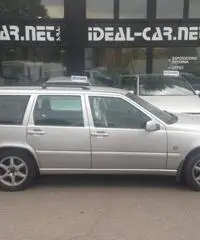 VOLVO V70 2.5 TDI - 2