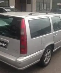 VOLVO V70 2.5 TDI - 3