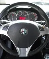 Alfa Romeo Mito 1.6 Jtdm 16V Dist. Sport Pack DNA My'10 - 7