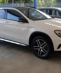 MERCEDES-BENZ GLA 200 d Automatic Enduro Activity - 2