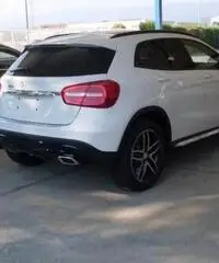 MERCEDES-BENZ GLA 200 d Automatic Enduro Activity - 3