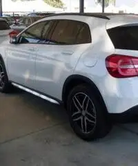 MERCEDES-BENZ GLA 200 d Automatic Enduro Activity - 5