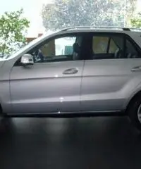 MERCEDES-BENZ GLE 250 d 4Matic Sport - 3