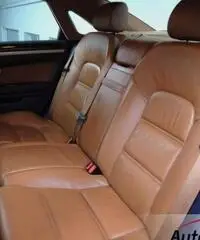 AUDI A8 4.2 TDI QUATTRO 326 CV - 3