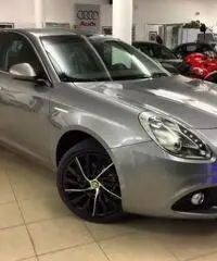 ALFA ROMEO Giulietta 1.6 JTDm 120 CV SUPER +Navi+Vetri scuri+"18 Qv+PDC