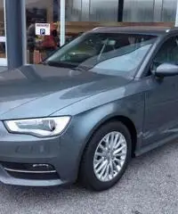 Audi A3 SB 1.6 tdi 110cv Business Xeno,Navi,PDC