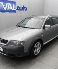 AUDI A6 allroad 2.5 TDI CV180 -Riservata ad operatori del settore! - 2