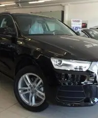 AUDI Q3 2.0 TDI 150 CV Sport +Navi +Xenon +"18 +Pdc - 3