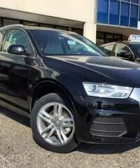 AUDI Q3 2.0 TDI 150 CV Sport +Navi +Xenon +"18 +Pdc